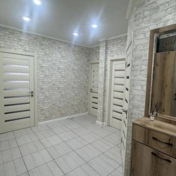 Сдается Многокомнатная квартира, 67,4 м²