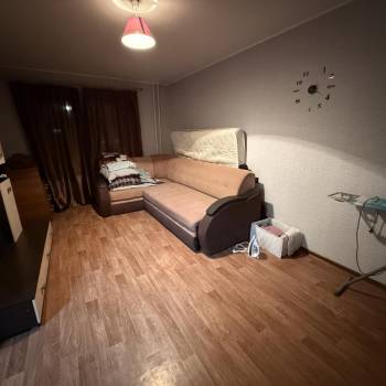 Сдается 1-комнатная квартира, 40 м²