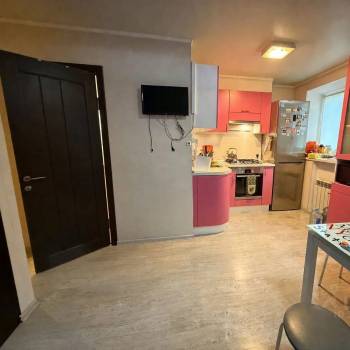 Продается 1-комнатная квартира, 30,7 м²