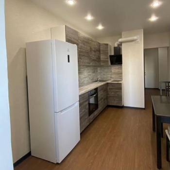 Сдается 2-х комнатная квартира, 56 м²