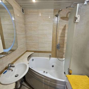 Сдается Многокомнатная квартира, 70 м²
