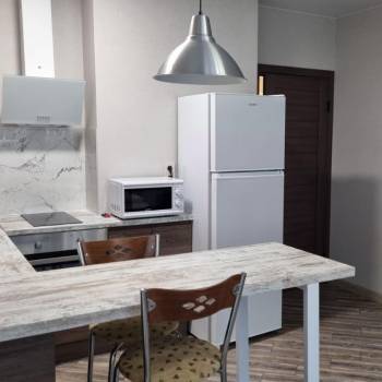 Сдается 1-комнатная квартира, 46 м²