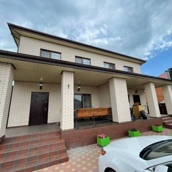 Продается Дом, 270 м²