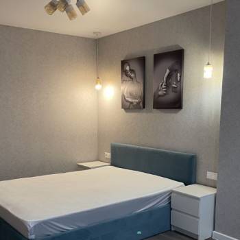 Сдается 1-комнатная квартира, 55 м²