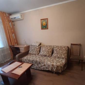 Сдается 1-комнатная квартира, 39 м²