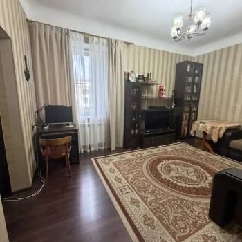 Продается Многокомнатная квартира, 85,5 м²