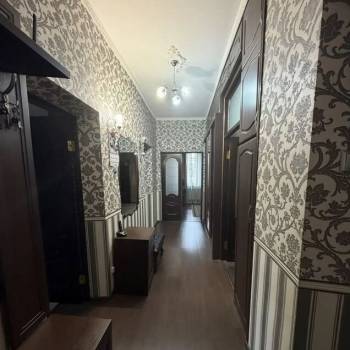 Продается Многокомнатная квартира, 85,5 м²