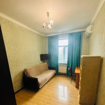 Сдается Комната, 100 м²