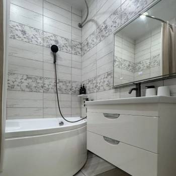 Сдается Многокомнатная квартира, 67,4 м²