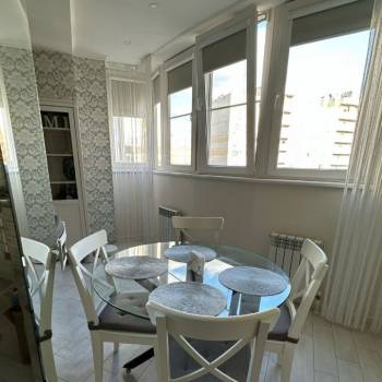 Сдается 1-комнатная квартира, 45,5 м²