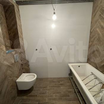 Продается 1-комнатная квартира, 50 м²