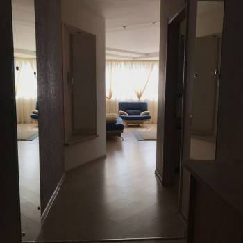 Сдается 2-х комнатная квартира, 72 м²