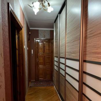 Сдается Многокомнатная квартира, 64 м²