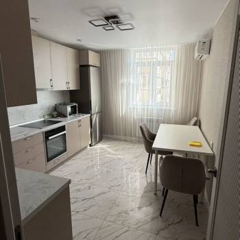 Сдается 2-х комнатная квартира, 67,7 м²