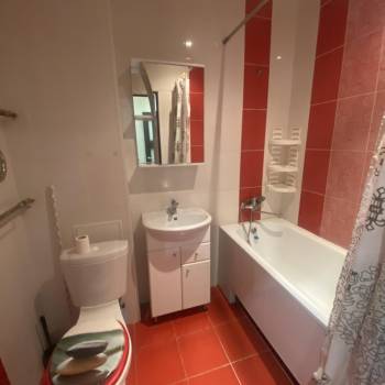 Сдается 1-комнатная квартира, 42 м²
