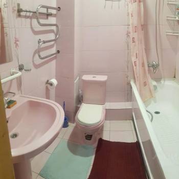 Продается 1-комнатная квартира, 40 м²