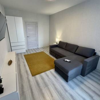 Сдается 1-комнатная квартира, 40 м²