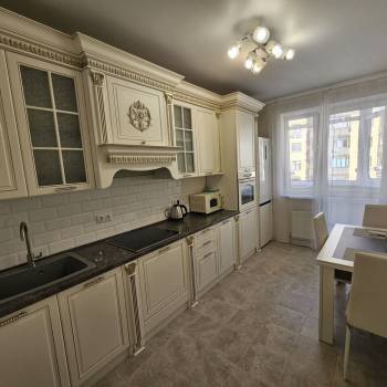 Сдается 2-х комнатная квартира, 60 м²