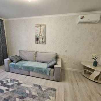 Сдается 2-х комнатная квартира, 60 м²