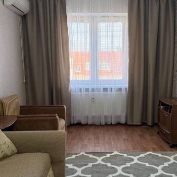 Продается 1-комнатная квартира, 37 м²