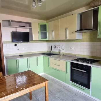 Сдается Многокомнатная квартира, 80 м²
