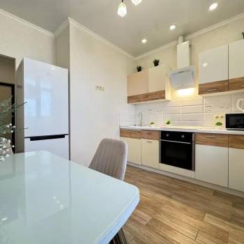 Сдается 1-комнатная квартира, 37 м²