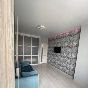 Сдается 1-комнатная квартира, 42 м²