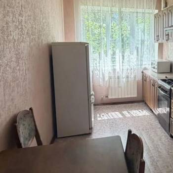 Продается Дом, 242 м²