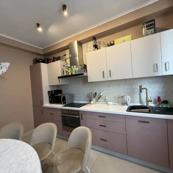 Продается 2-х комнатная квартира, 70,7 м²