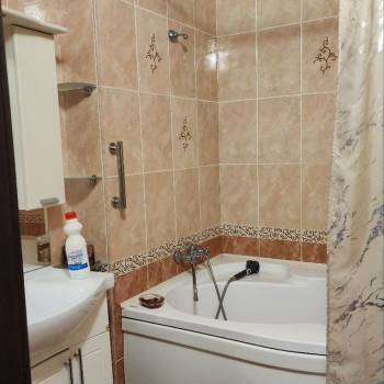 Сдается 1-комнатная квартира, 47 м²