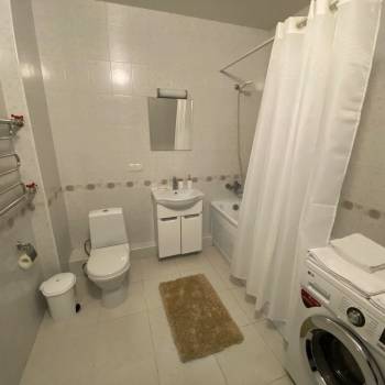 Сдается 1-комнатная квартира, 50 м²