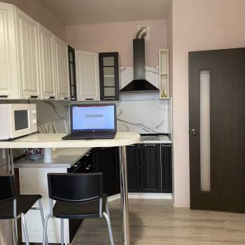 Сдается 1-комнатная квартира, 50 м²