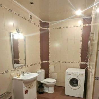 Сдается 1-комнатная квартира, 51,1 м²