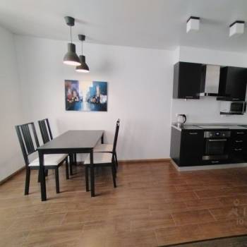 Продается 1-комнатная квартира, 45 м²