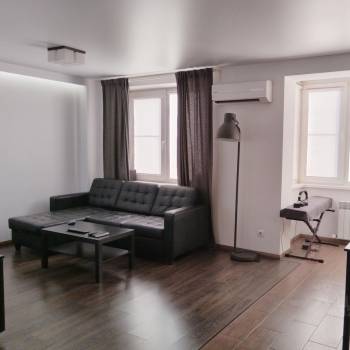 Продается 1-комнатная квартира, 45 м²