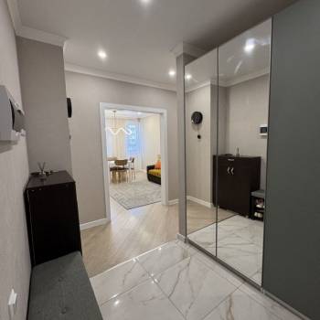 Продается 3-х комнатная квартира, 75,5 м²
