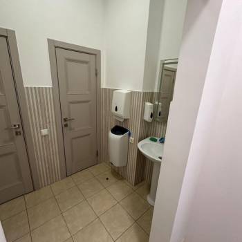 Сдается Нежилое помещение, 120 м²