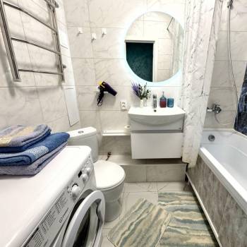 Сдается 1-комнатная квартира, 46 м²