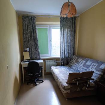 Продается 3-х комнатная квартира, 57 м²