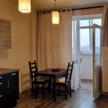 Сдается 1-комнатная квартира, 42 м²