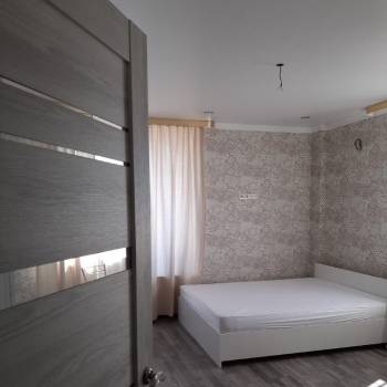 Сдается 1-комнатная квартира, 50 м²