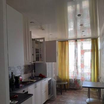 Сдается 1-комнатная квартира, 50 м²