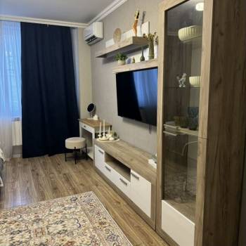 Сдается 1-комнатная квартира, 45 м²