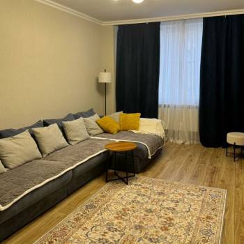 Сдается 1-комнатная квартира, 45 м²