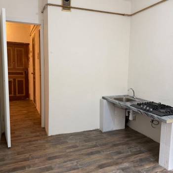 Продается 2-х комнатная квартира, 56 м²