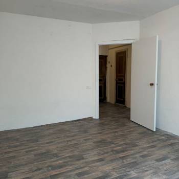 Продается 2-х комнатная квартира, 56 м²