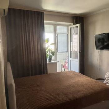Продается 1-комнатная квартира, 30 м²
