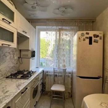 Продается 3-х комнатная квартира, 64 м²