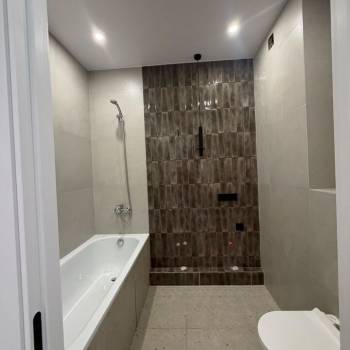 Продается 1-комнатная квартира, 30,4 м²