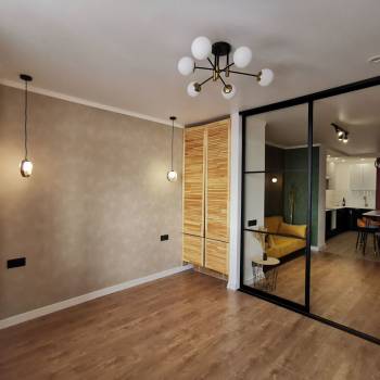 Продается 1-комнатная квартира, 50 м²